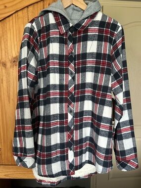 NWT Plaid hoodie flannel shirt jacket